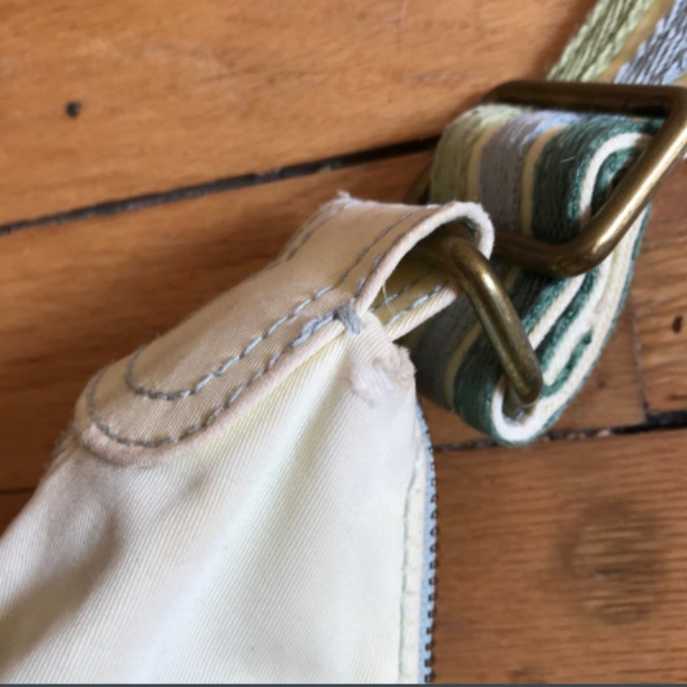 GAP Satchel - Picture 3 of 13